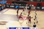 效率不高！巴顿17中6得到19分7板6助2断 罚球9中5