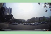 🚗网约车司机接到王大雷：非常荣幸接到你！跟你拍张照可以吗？