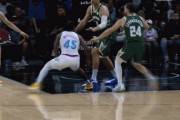 大锤发威！李凯尔抛投打停雄鹿 自己也收获10分11板两双