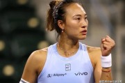 2-1？郑钦文直通8强，科斯秋克废了